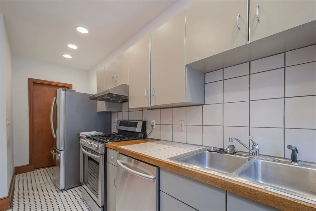 2 Newport Rd, Baldwin