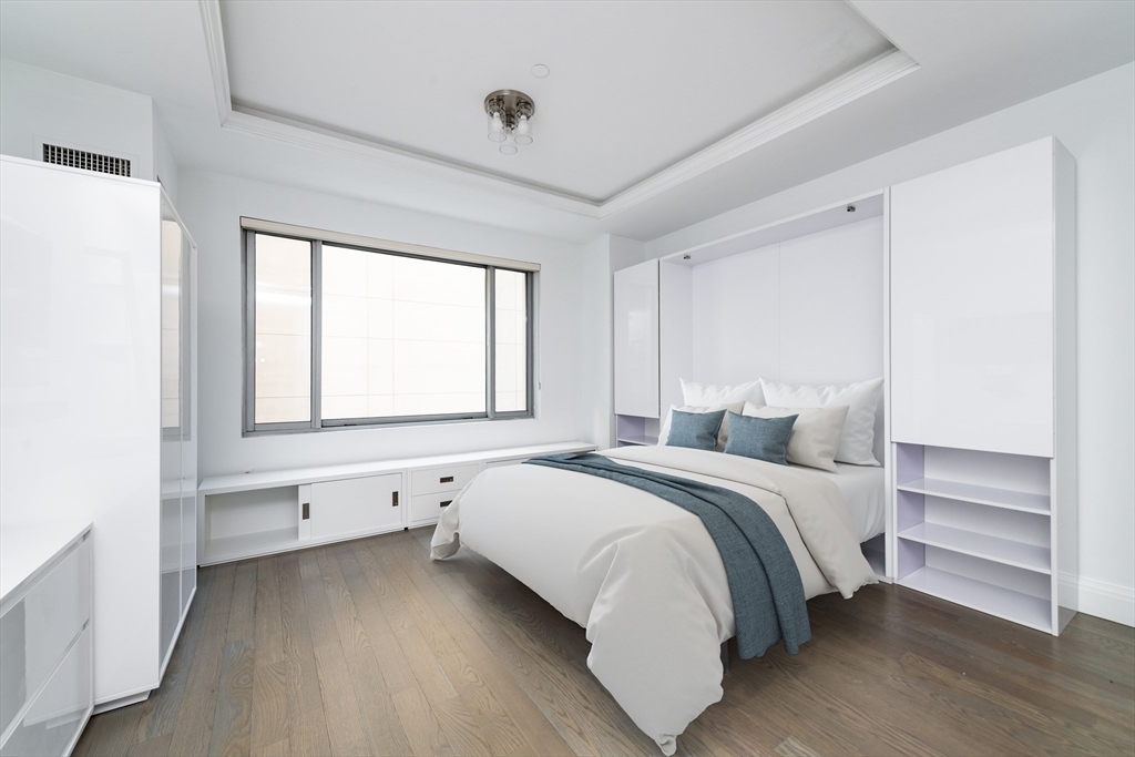 1 Huntington Ave, Back Bay