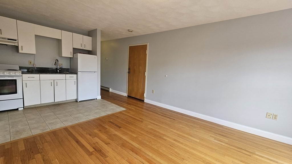 73 River St, Cambridgeport