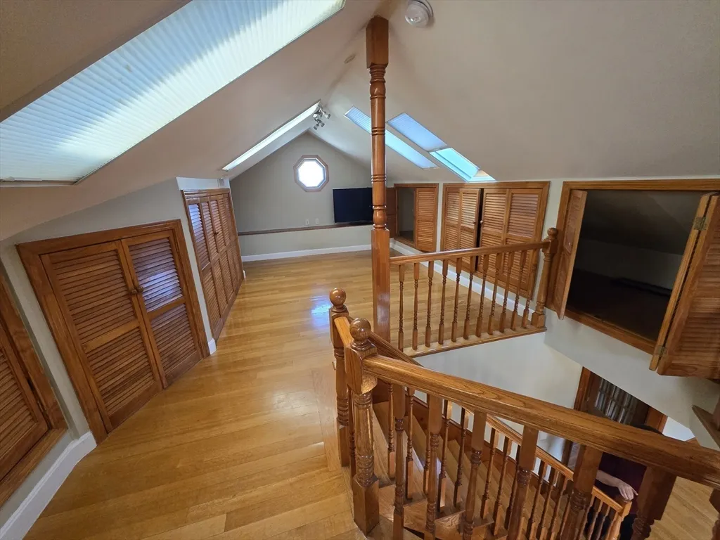 12 Saint Paul St, Mid-Cambridge