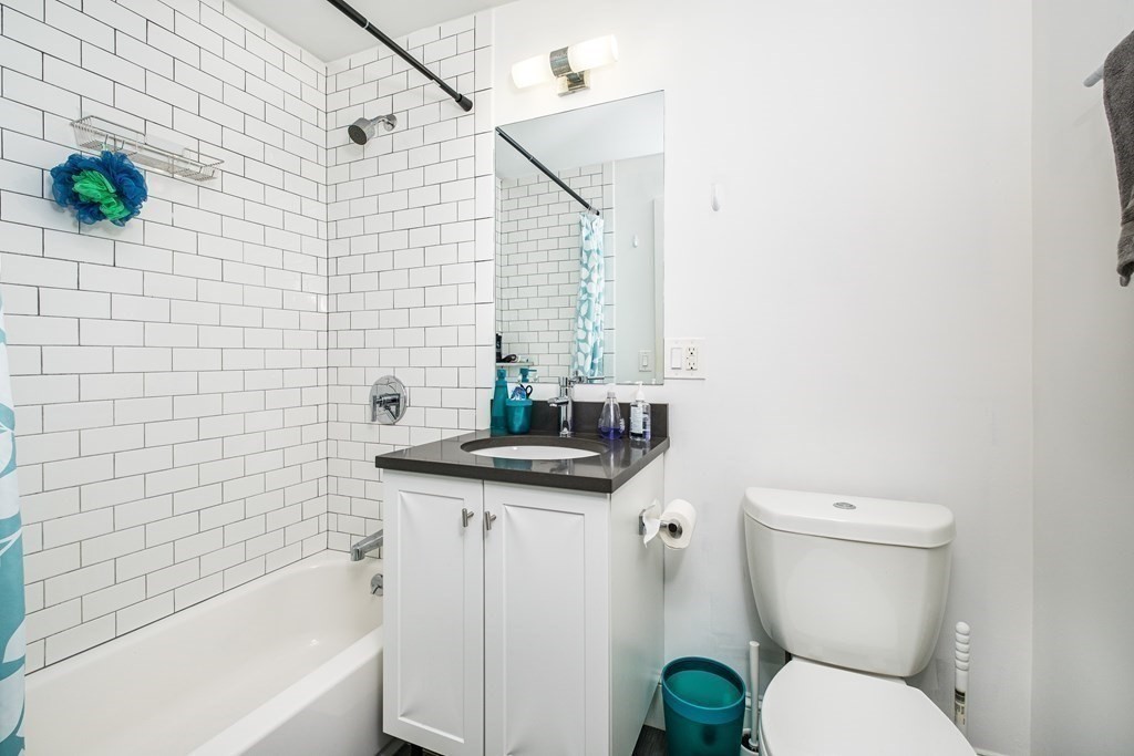 112 Glen St, East Somerville