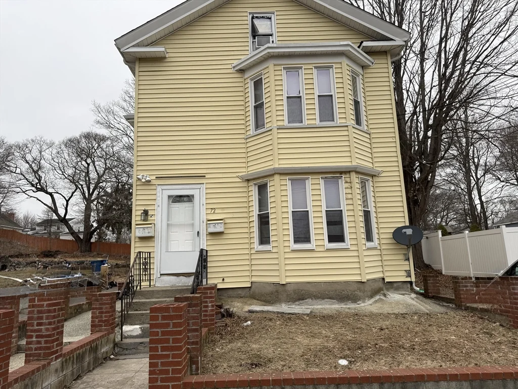 72 Allen St, Randolph