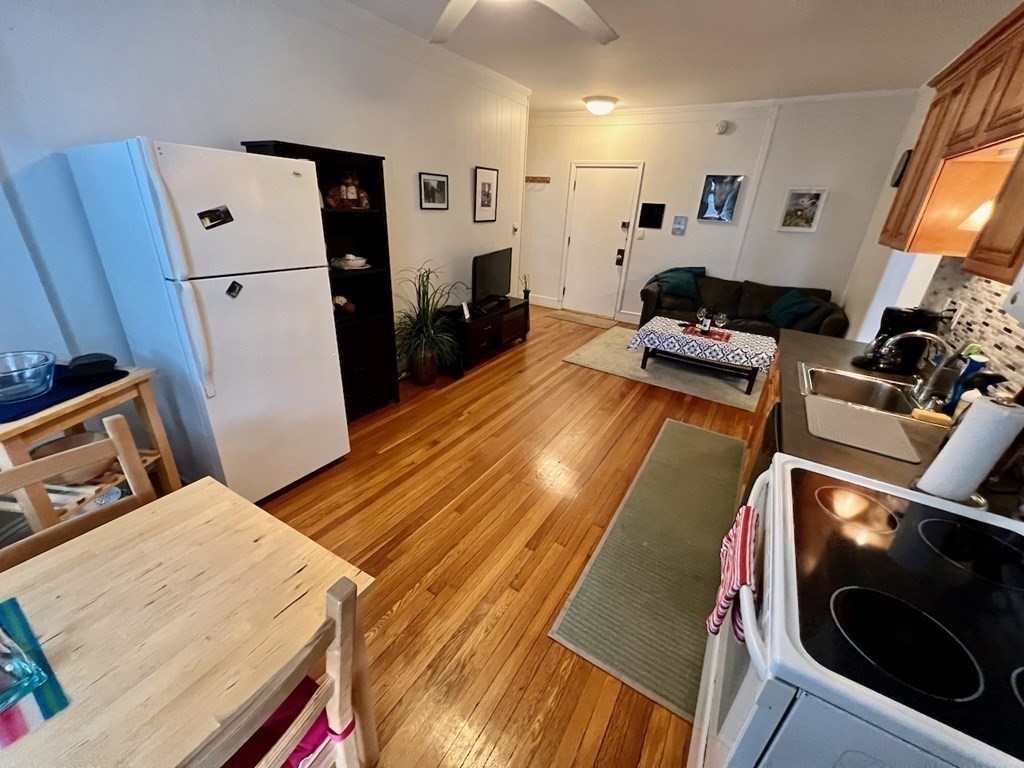 36 Winchester, Brookline