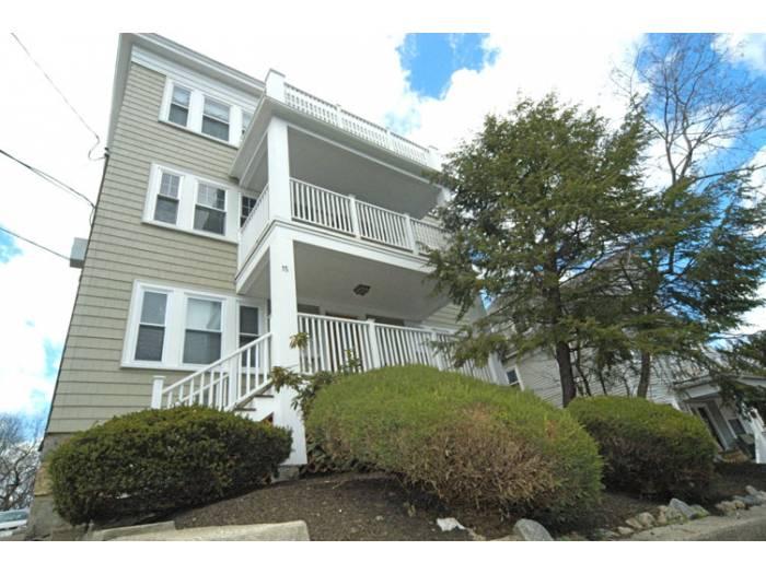 15 Adelaide St, Jamaica Plain