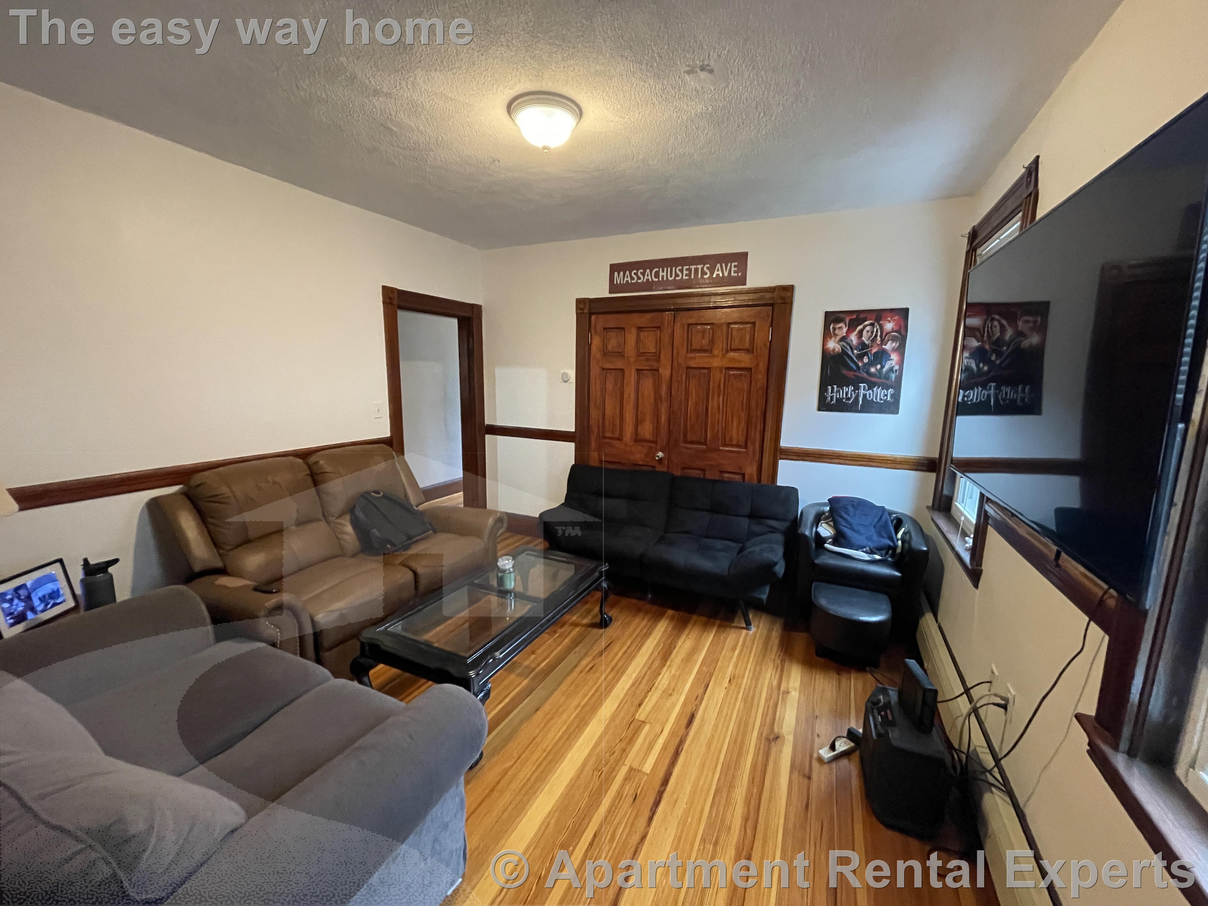 45 Locke St, Davis Square