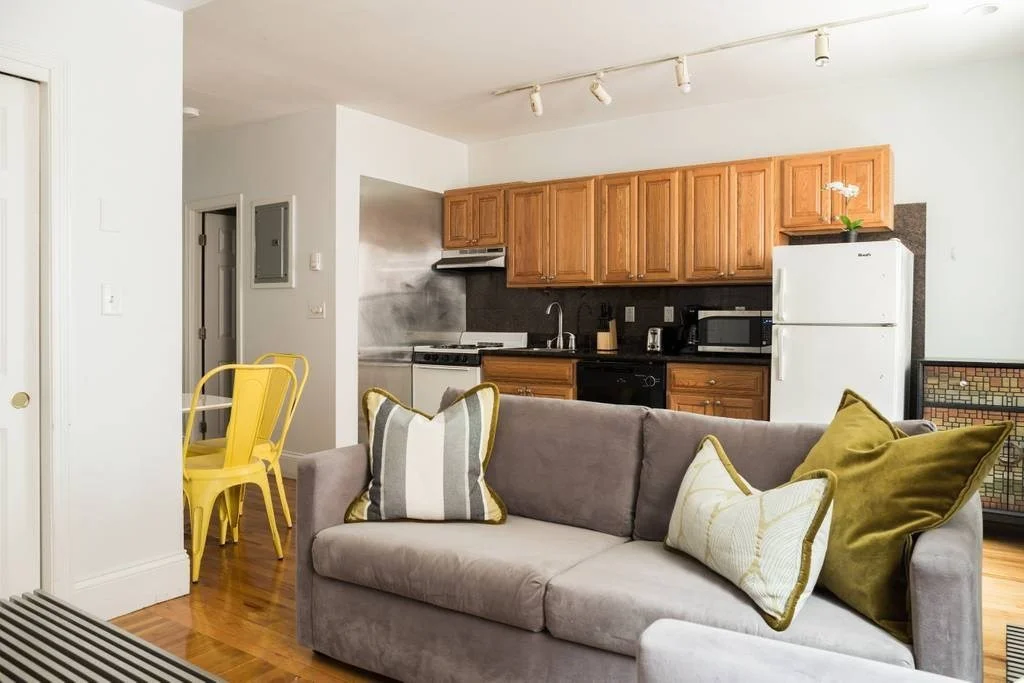 90 Warrenton St, Back Bay