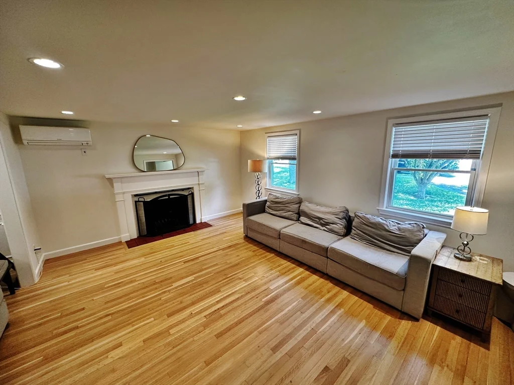 46 Sunset Rd, Needham