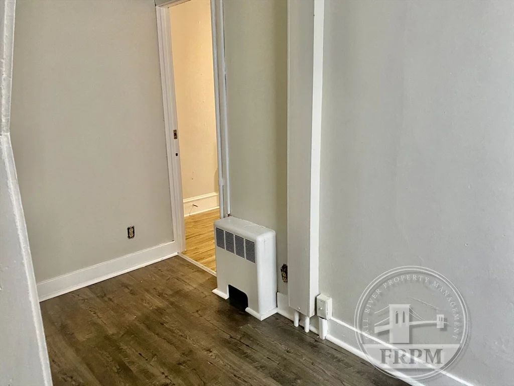 270 Fourth St, Fall River