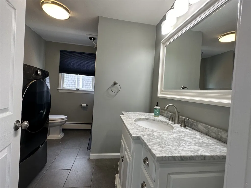 178 Foster Ave, Ocean Bluff