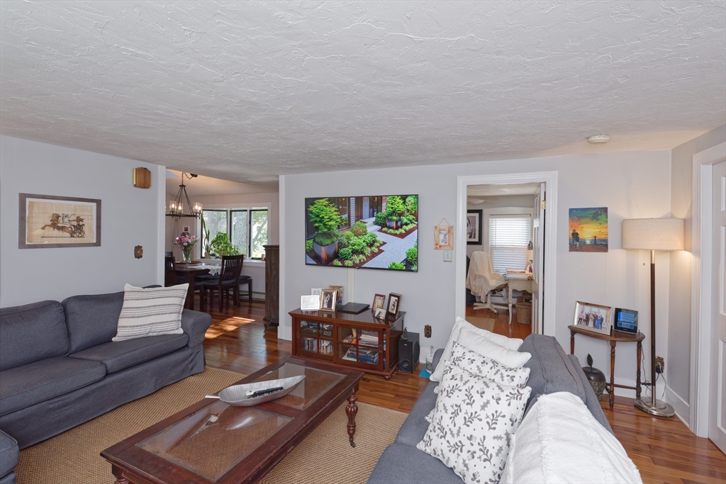 54 West Main, Marlborough