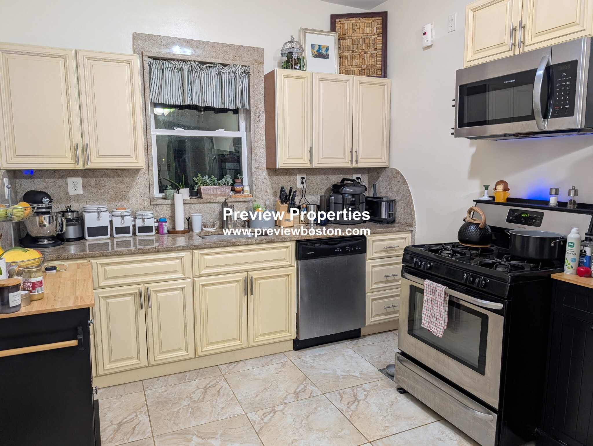 5A Green St, Jamaica Plain