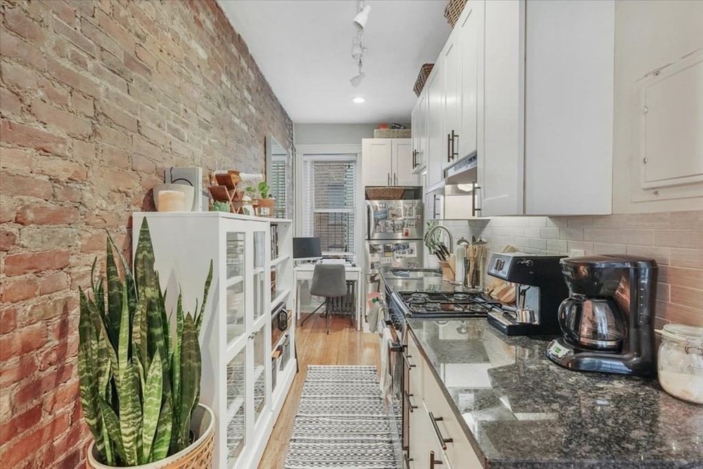 21 Temple St, Beacon Hill