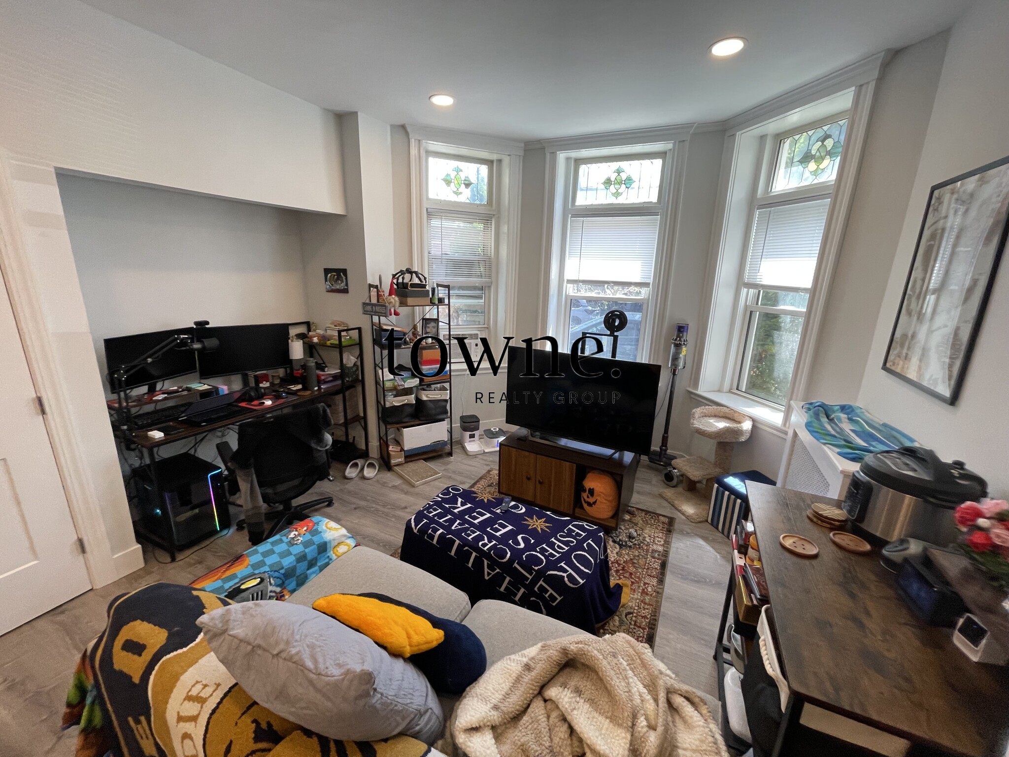 51 Queensberry St, Fenway