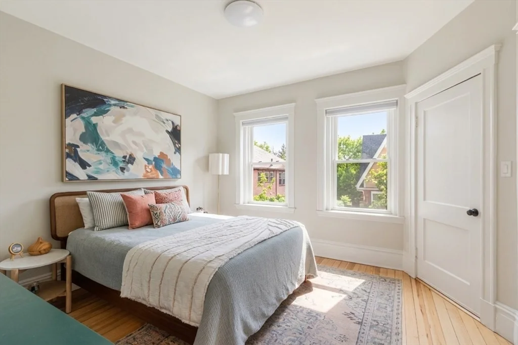 176 Naples Rd, Coolidge Corner