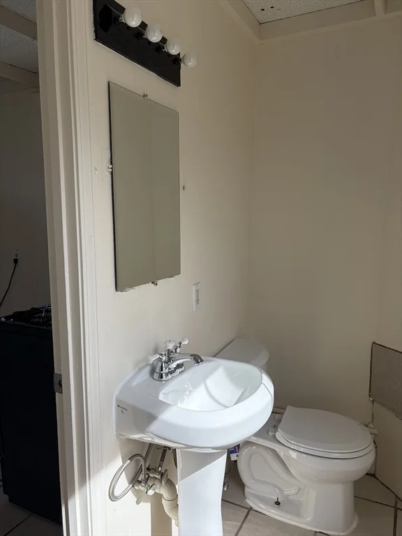 10-12 Maple St, Waltham