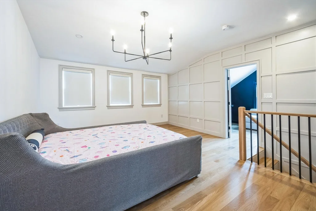 20 Fairmont St, Cambridgeport