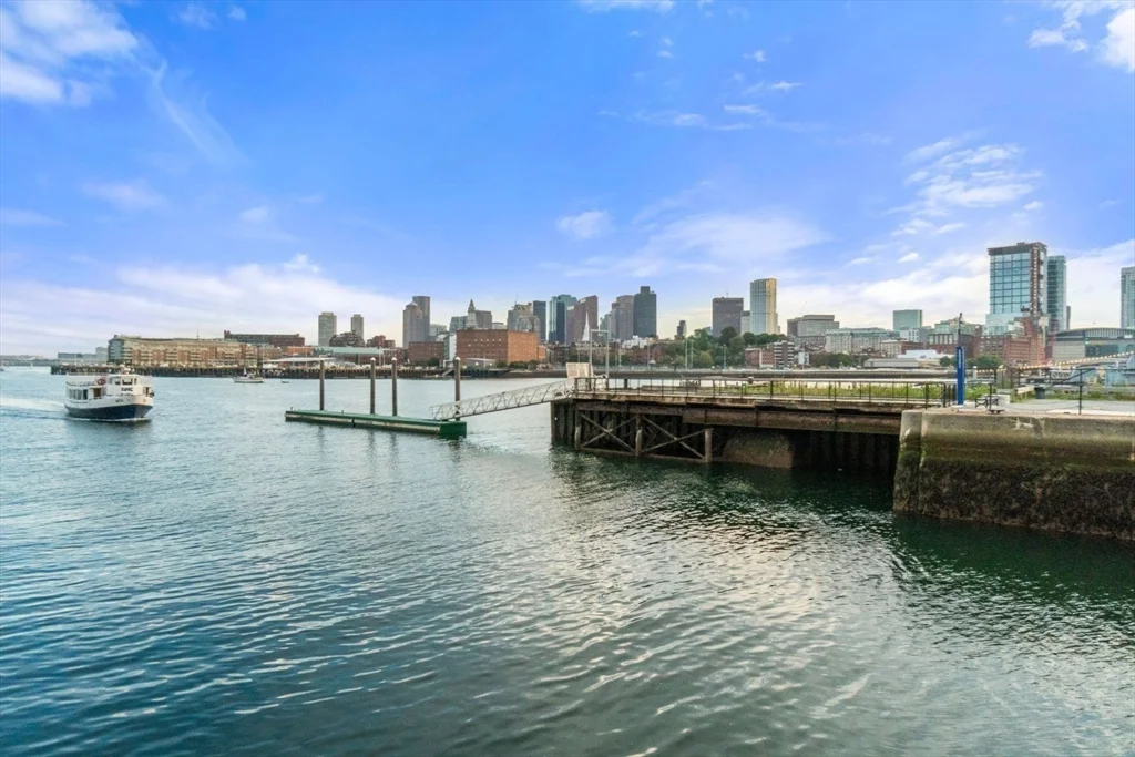 197 Eighth St, Charlestown