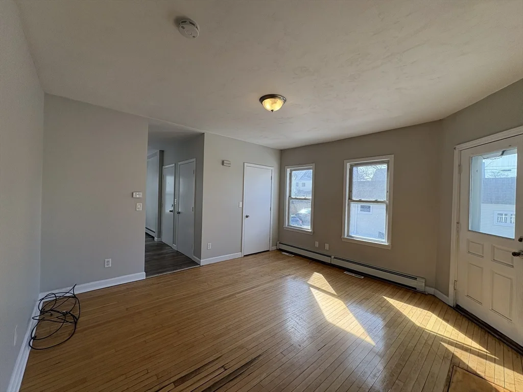 171 Pleasant St, Attleboro