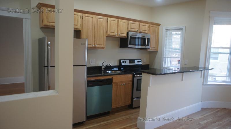 1 bed, 1 bath apartment for rent at 1325 Commonwealth Ave Unit 35, Allston