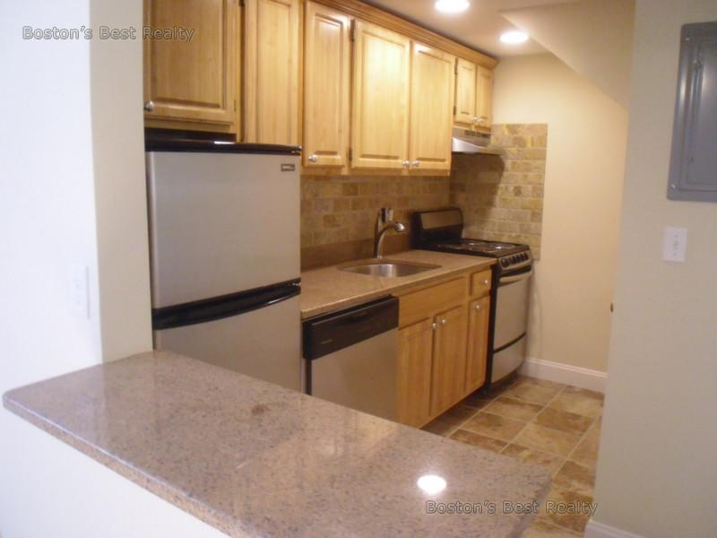 Studio bed, 1 bath apartment for rent at 134 Saint Marys St Unit 1, Fenway — photo 1 of 4