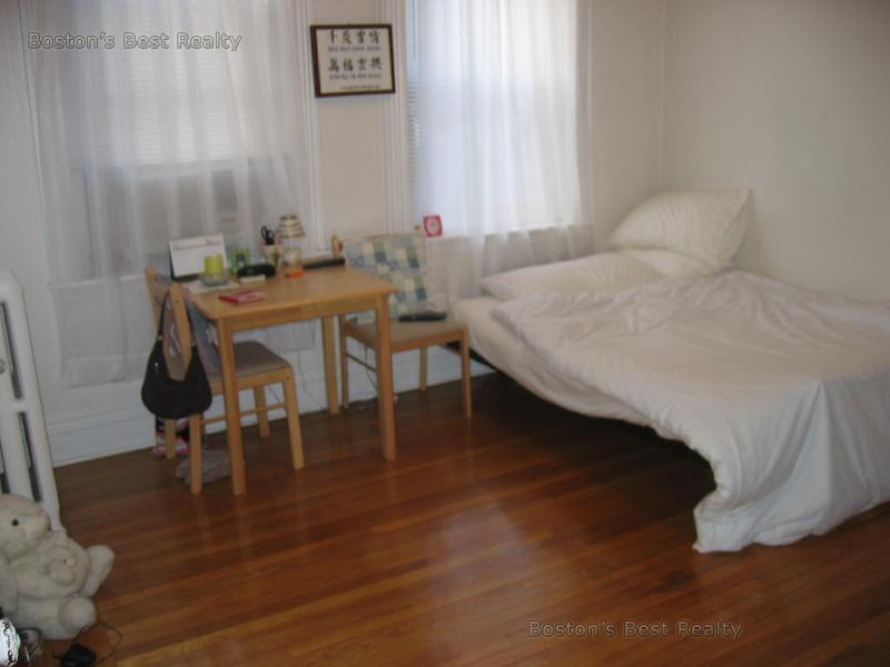 Studio bed, 1 bath apartment for rent at 27 Saint Lukes Rd Unit 11, Allston — photo 1 of 5
