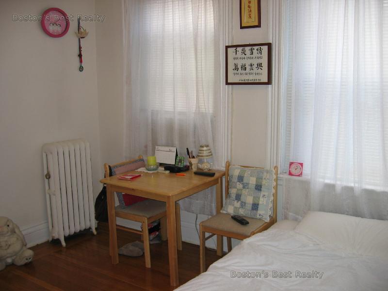 Studio bed, 1 bath apartment for rent at 27 Saint Lukes Rd Unit 11, Allston — photo 2 of 5