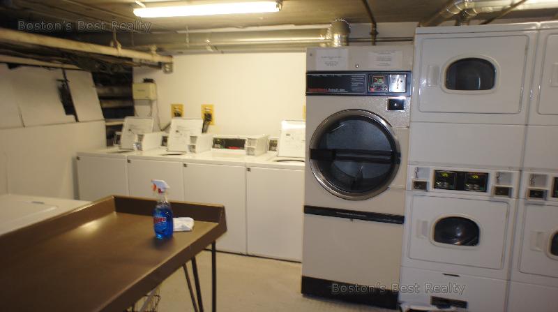 1 bed, 1 bath apartment for rent at 1945 Commonwealth Ave Unit 43, Brighton — photo 4 of 4