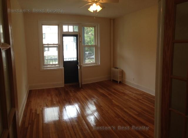 1 bed, 1 bath apartment for rent at 15 Lothian Rd Unit 301, Brighton — photo 3 of 6