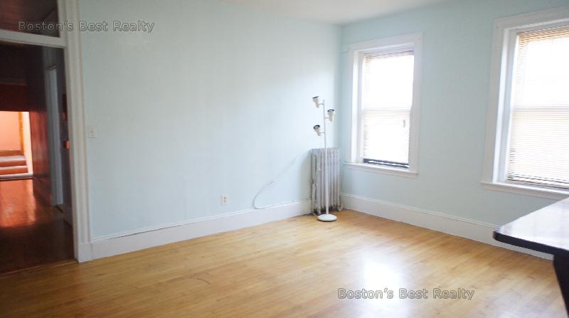 2 bed, 1 bath apartment for rent at 57 Brighton Ave Unit 11, Allston — photo 3 of 4