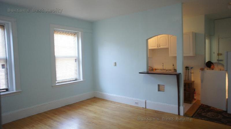 2 bed, 1 bath apartment for rent at 57 Brighton Ave Unit 11, Allston — photo 1 of 4