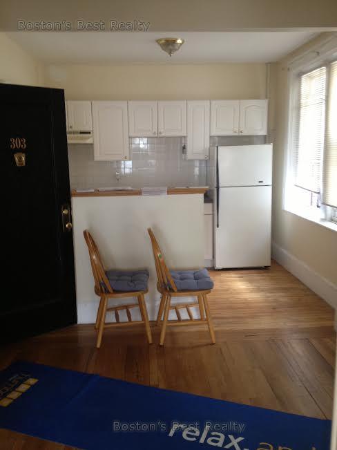 1 bed, 1 bath apartment for rent at 15 Lothian Rd Unit 303, Brighton — photo 4 of 4
