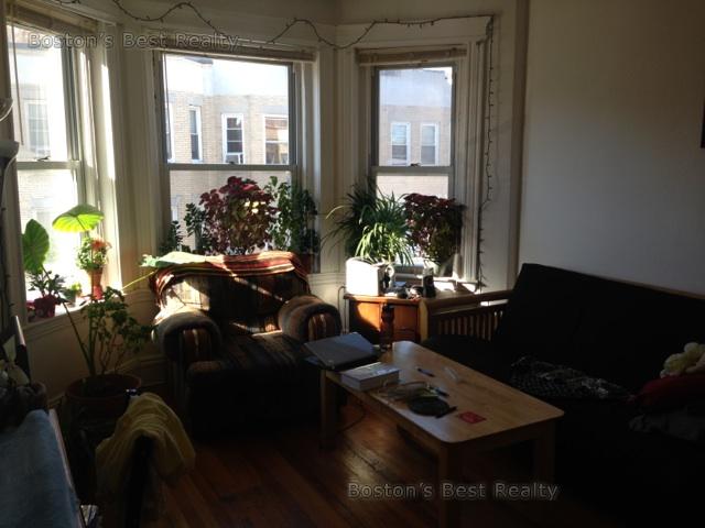 1 bed, 1 bath apartment for rent at 80 Gordon St Unit 14, Brighton — photo 2 of 7