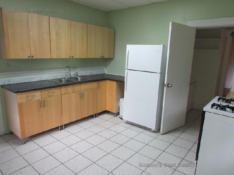 2 bed, 1 bath apartment for rent at 14 Saint Lukes Rd Unit 1, Allston — photo 1 of 5