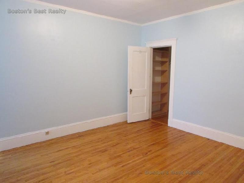 2 bed, 1 bath apartment for rent at 14 Saint Lukes Rd Unit 1, Allston — photo 5 of 5