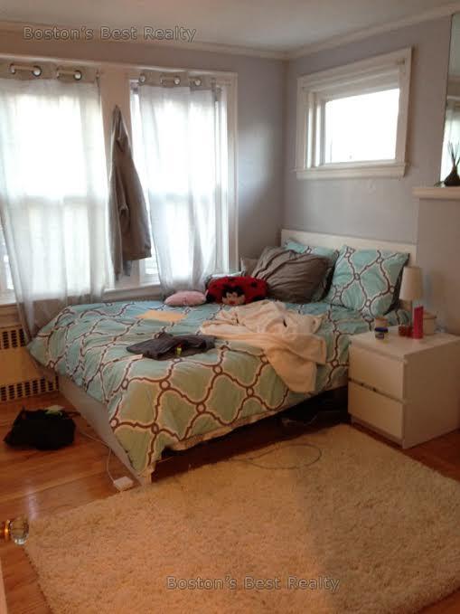 5 bed, 2 bath apartment for rent at 23 Woodstock Ave Unit 2, Brighton — photo 1 of 9