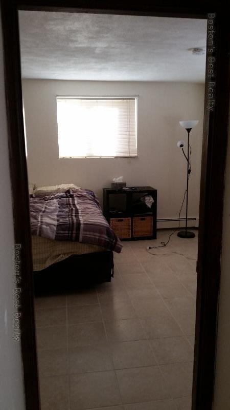 1 bed, 1 bath apartment for rent at 445 Washington St Unit 101, Brighton — photo 3 of 4