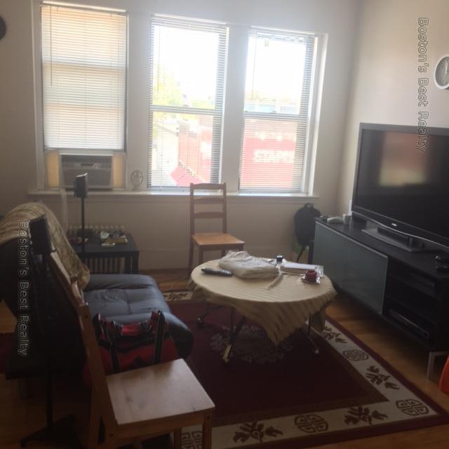 Studio bed, 1 bath apartment for rent at 211 Harvard Ave Unit 1, Brighton — photo 3 of 3