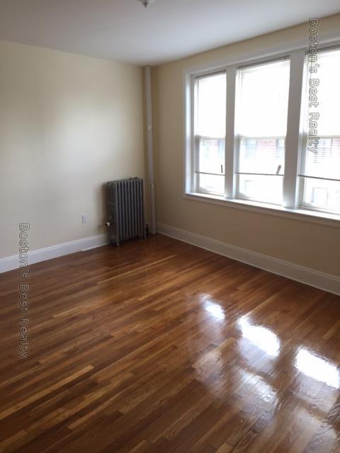 Studio bed, 1 bath apartment for rent at 17 Lothian Rd Unit 301, Brighton — photo 1 of 5