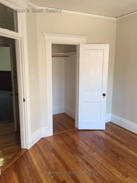1 split bed, 1 bath apartment for rent at 64 Charlesgate East Unit 73, Fenway — photo 2 of 6