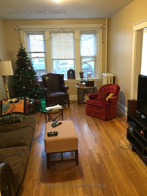 2 bed, 1 bath apartment for rent at 35 Orkney Rd Unit 8, Brighton — photo 2 of 5