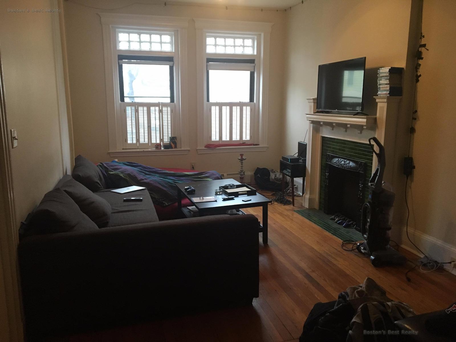 2 bed, 1 bath apartment for rent at 19 Chester St Unit 2, Allston — photo 2 of 4