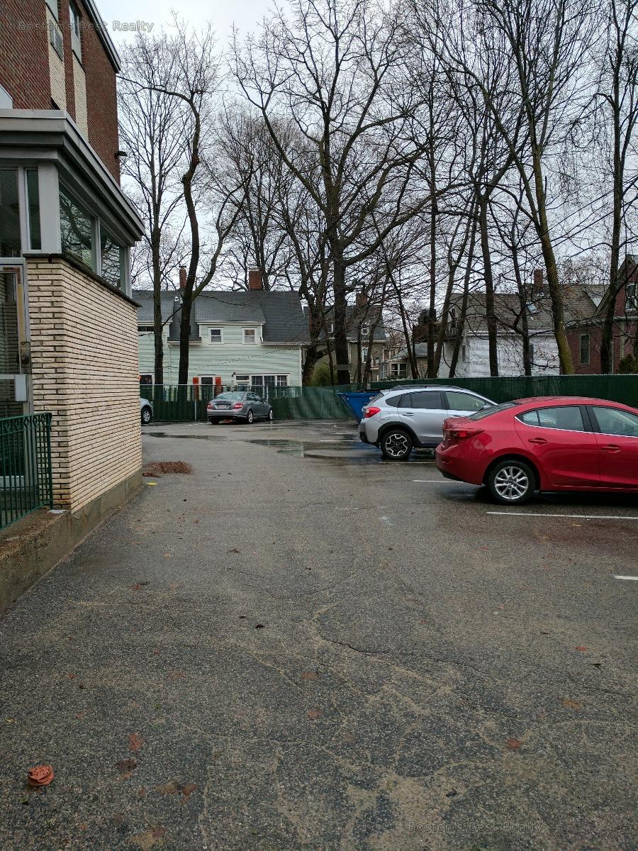 1 bed, 1 bath apartment for rent at 804 Centre St Unit 8, Jamaica Plain — photo 7 of 8