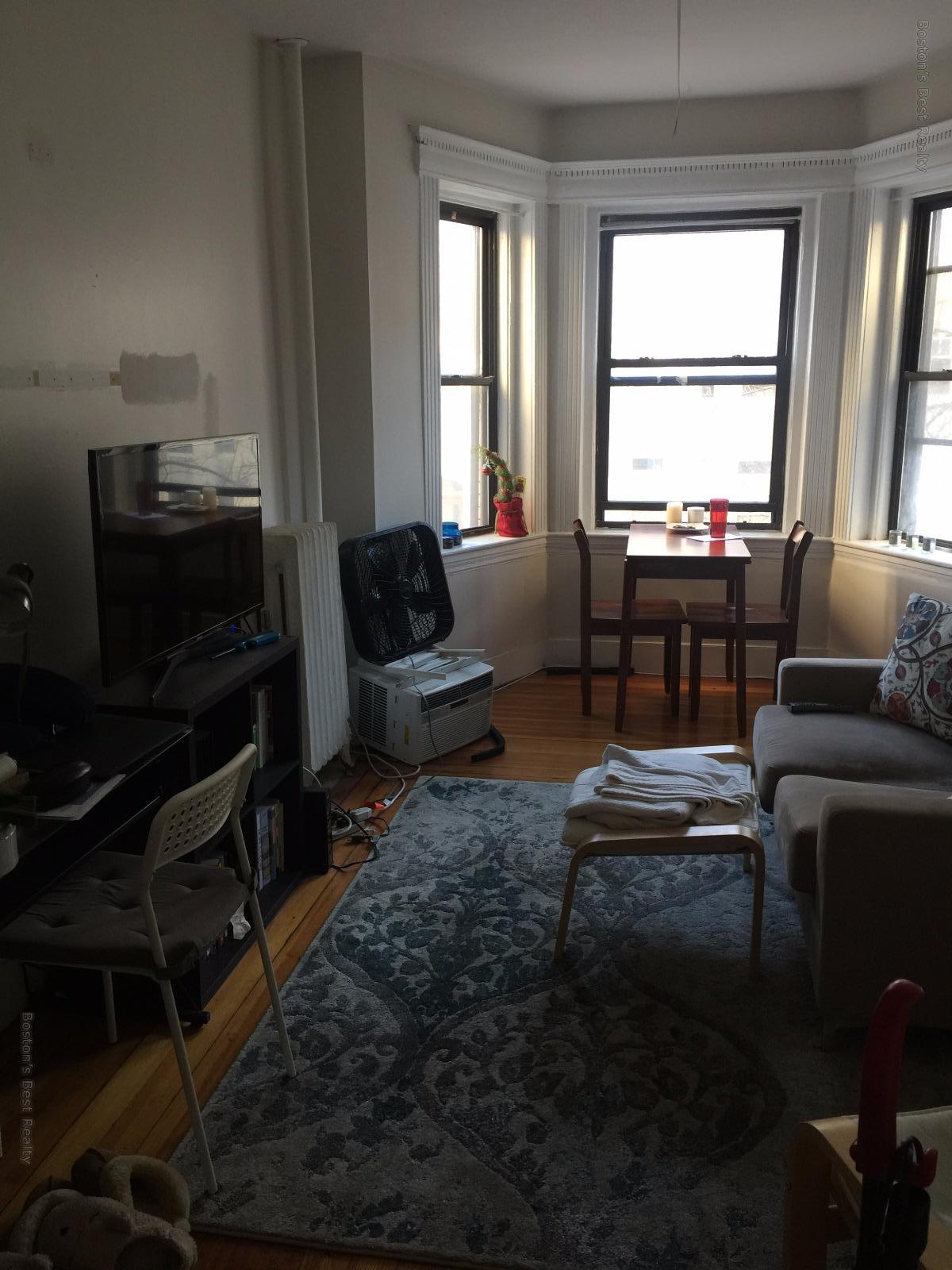 Studio bed, 1 bath apartment for rent at 63 Burbank St Unit 10, Fenway — photo 5 of 5