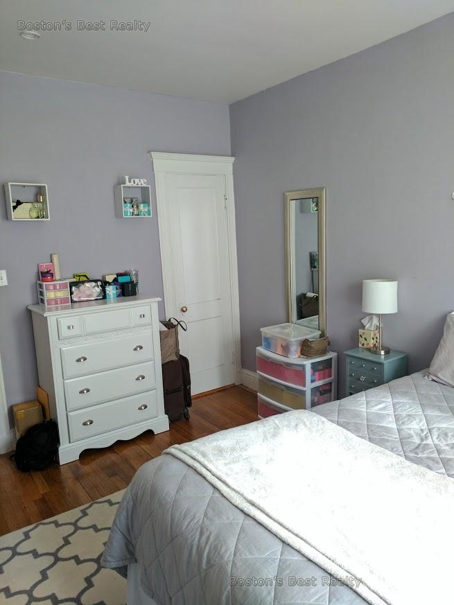 3 bed, 1 bath apartment for rent at 35 Orkney Rd Unit 5, Brighton — photo 3 of 8