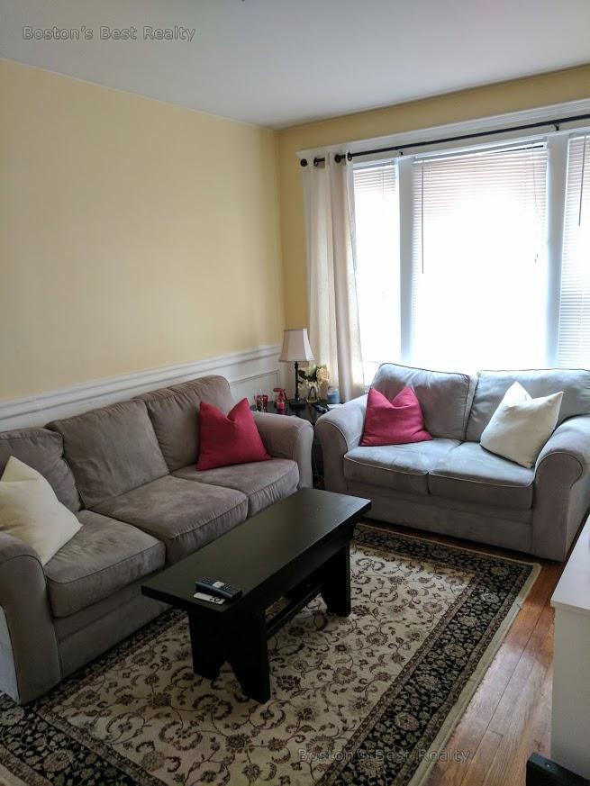 3 bed, 1 bath apartment for rent at 35 Orkney Rd Unit 5, Brighton — photo 4 of 8