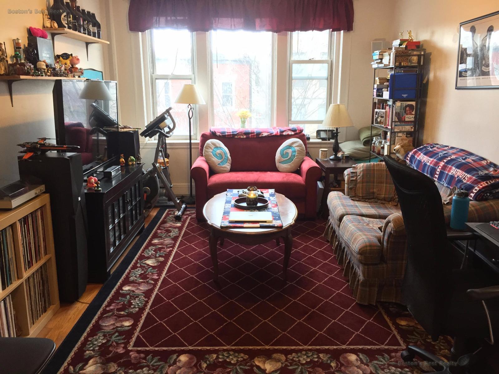 1 bed, 1 bath apartment for rent at 35 Orkney Rd Unit 7, Brighton — photo 1 of 5