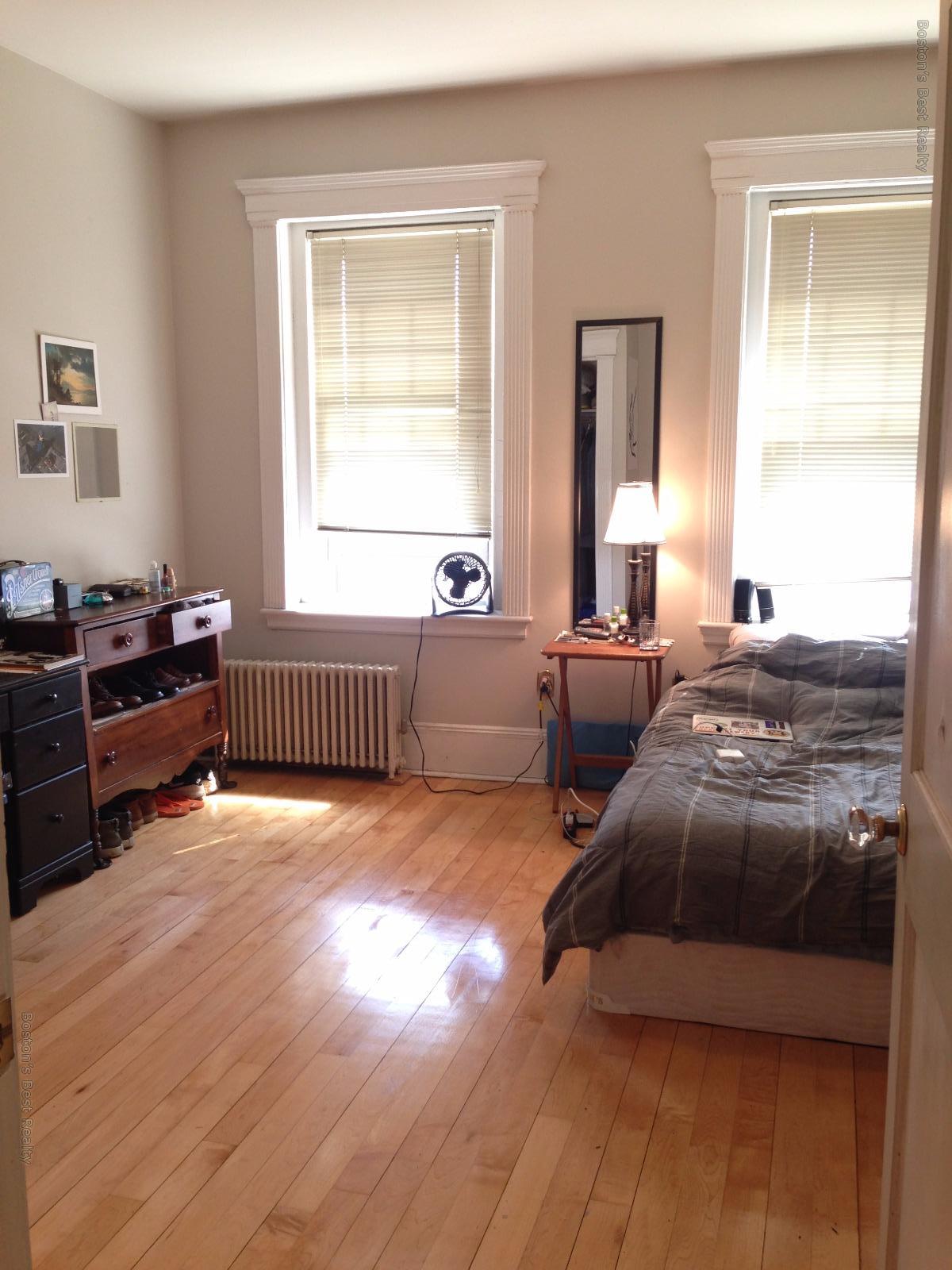 2 bed, 1 bath apartment for rent at 1177 Commonwealth Ave Unit 9, Allston — photo 1 of 5