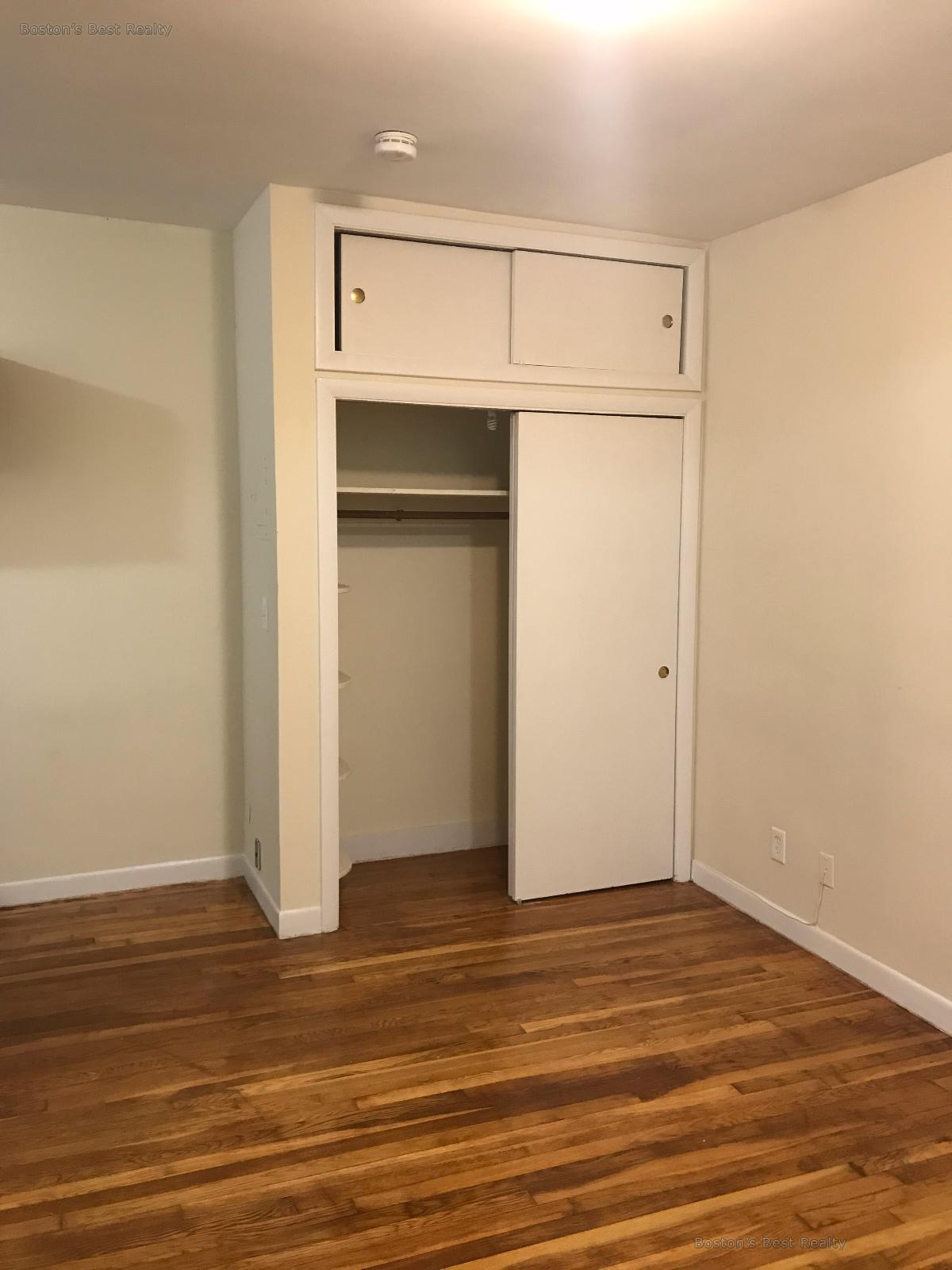 Studio bed, 1 bath apartment for rent at 15 University Rd Unit 33, Coolidge Corner — photo 4 of 5