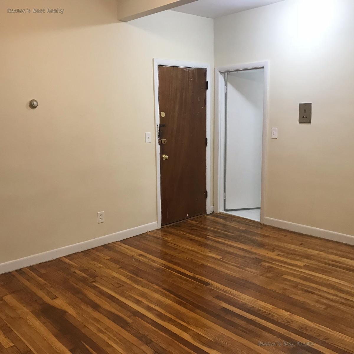 Studio bed, 1 bath apartment for rent at 15 University Rd Unit 33, Coolidge Corner — photo 3 of 5