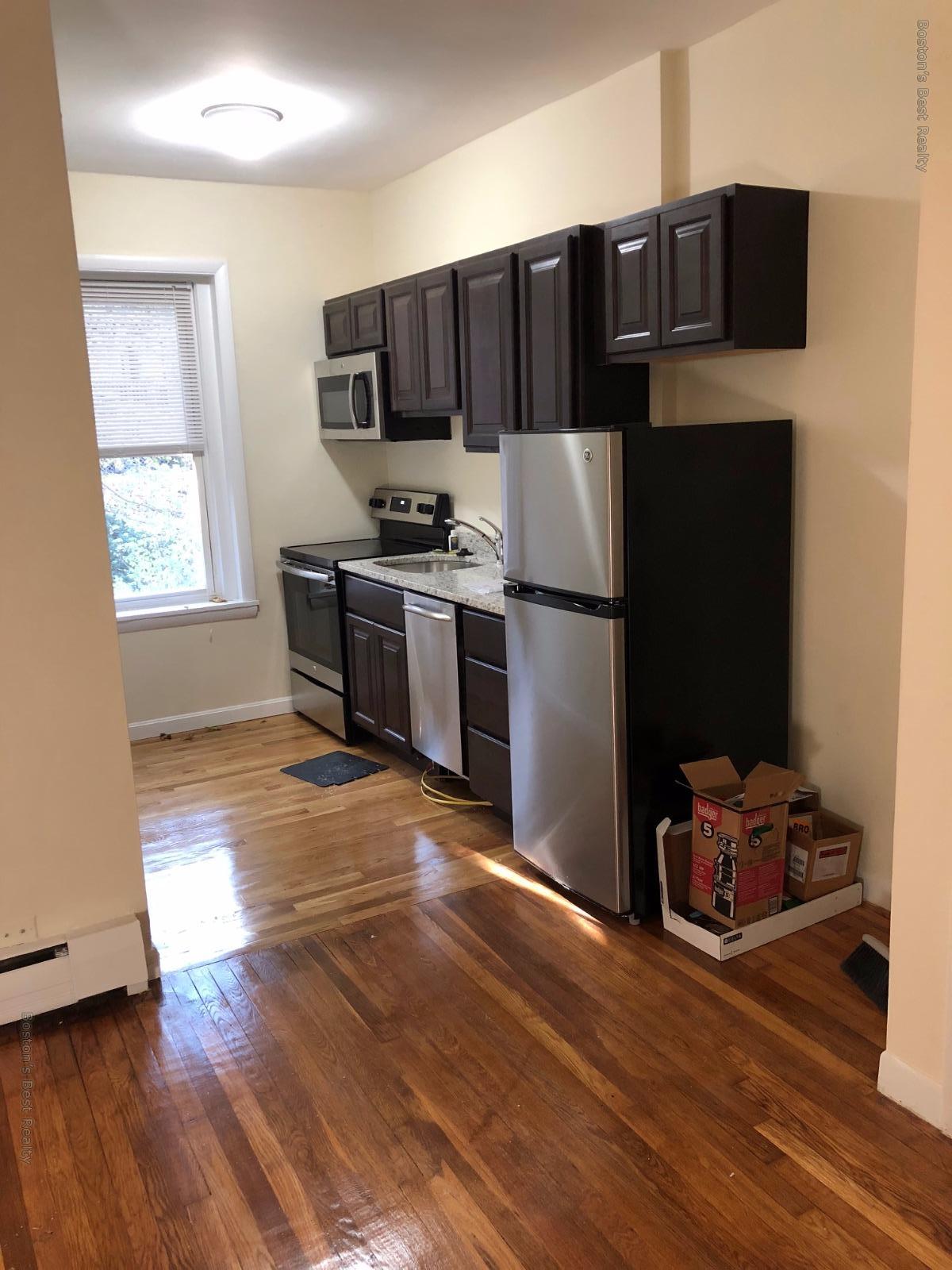 Studio bed, 1 bath apartment for rent at 80 Gordon St Unit AA, Brighton — photo 2 of 5